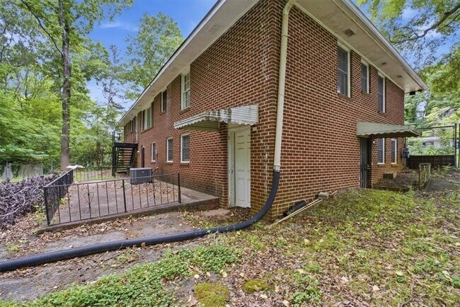 Building Photo - 1980 Turner Rd SE