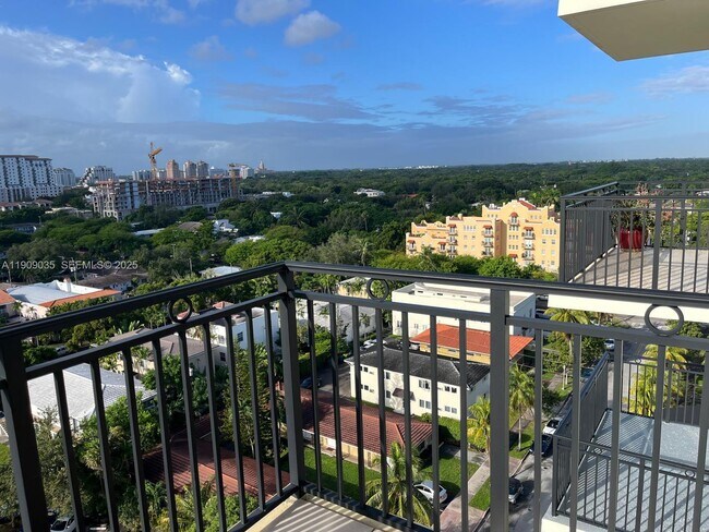 Building Photo - 1300 Ponce de Leon Blvd