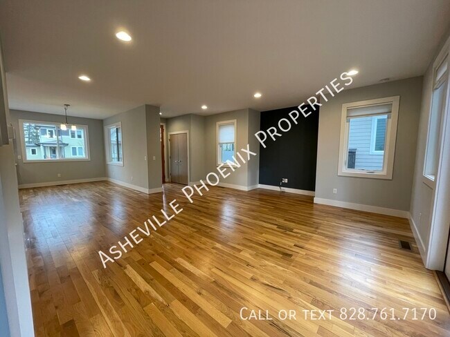 Building Photo - 18 Mauricet Ln
