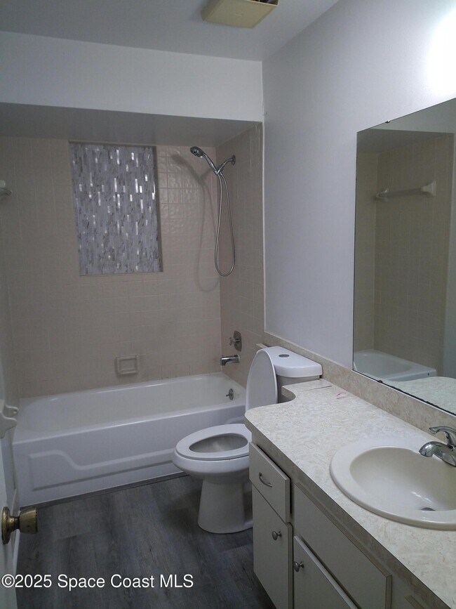 Building Photo - 765 John Carroll Ln