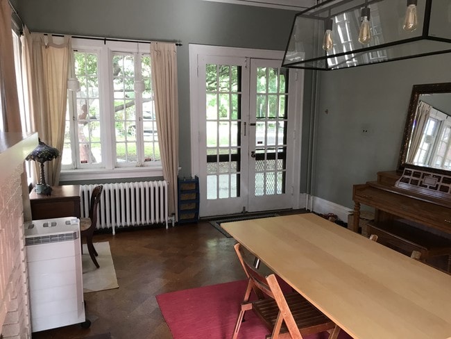 Building Photo - 3340 Bishop St