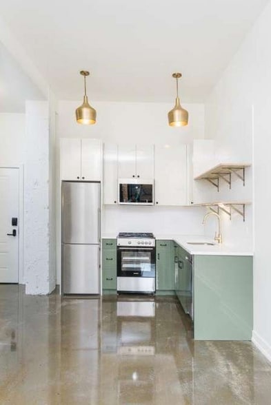 Building Photo - 1513 W Monroe St