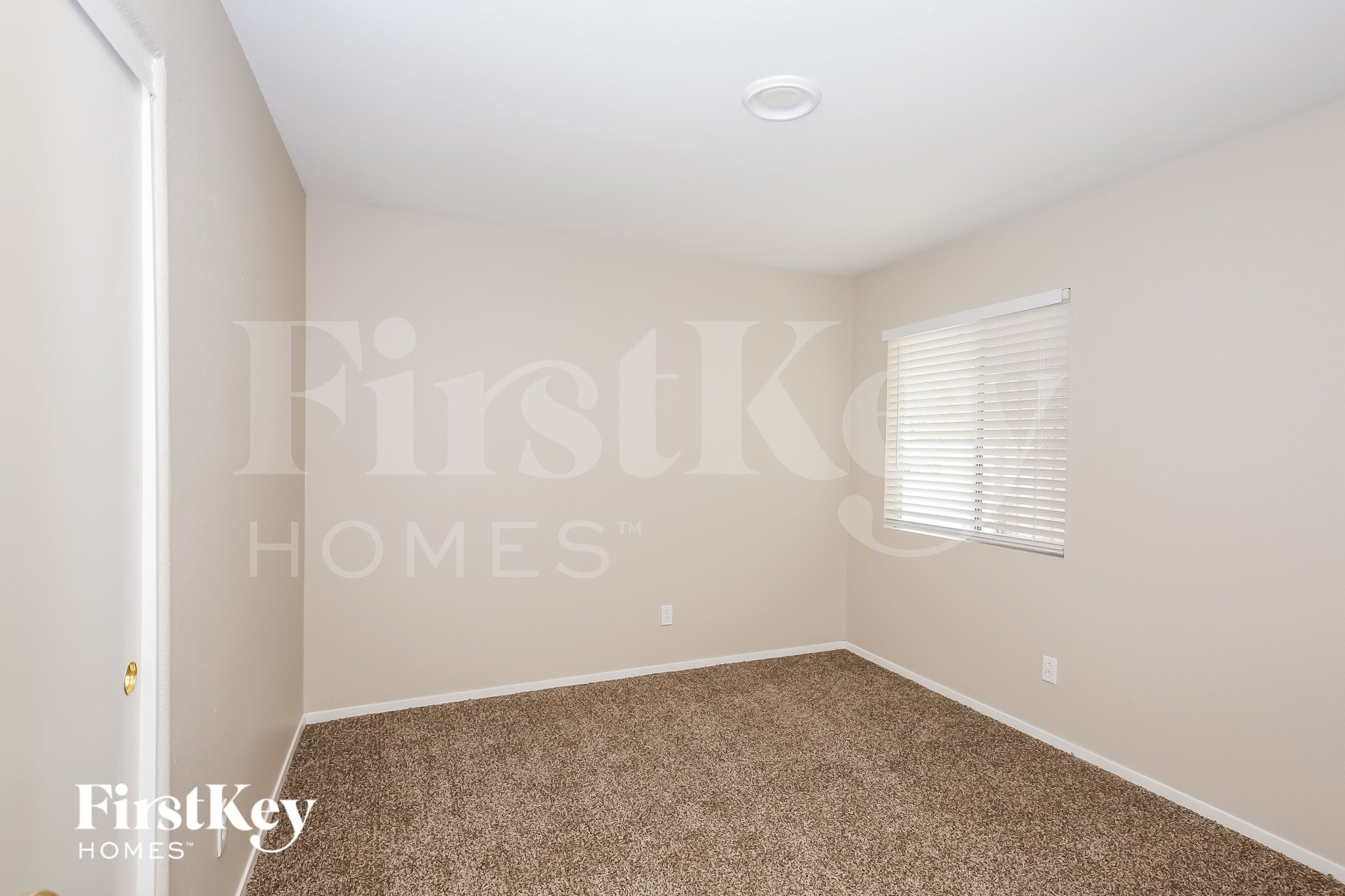 Building Photo - 3717 Gramercy Ave