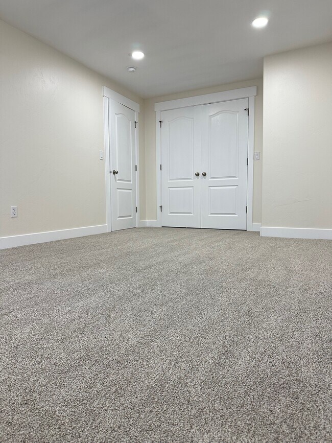 Building Photo - 228 Delgada Ln