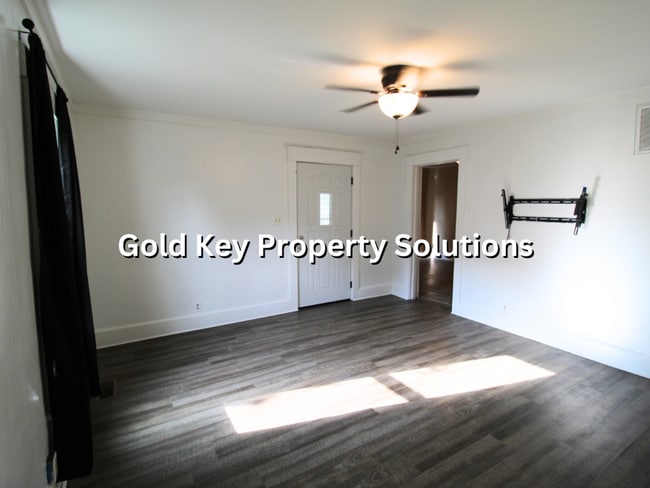 Building Photo - MUNCIE 3 BR 1 BA house with Fenced Backyar...