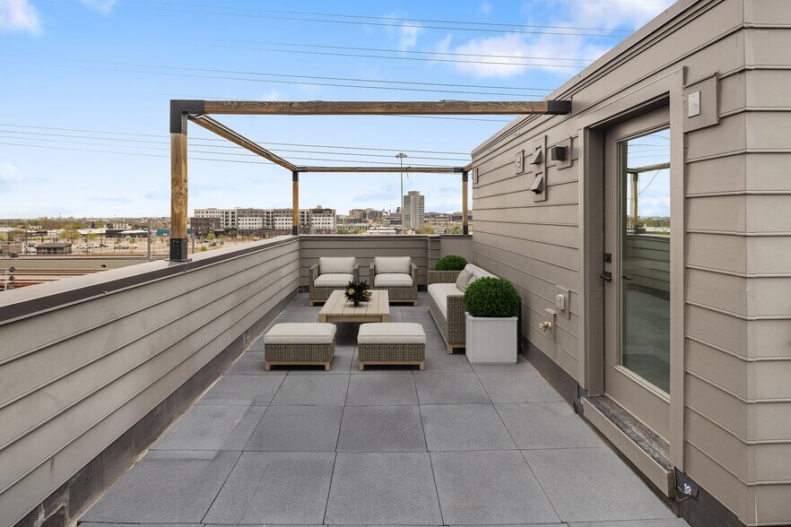 Building Photo - 3939 Inca St