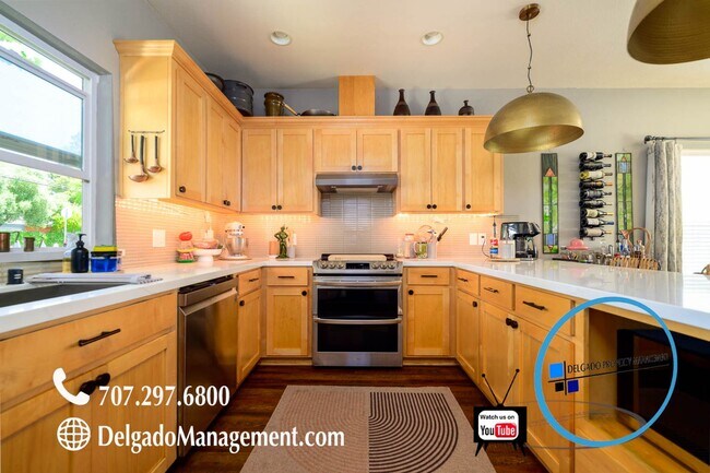Building Photo - Benicia! Beautiful three bedroom home loca...