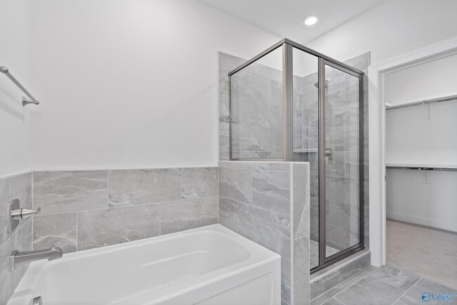 Building Photo - 121 Iberville St