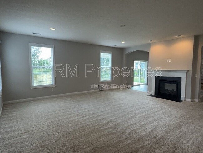 Building Photo - 6311 Burgin Dr