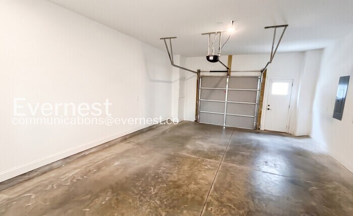 Building Photo - 1484 Chatt City Wy