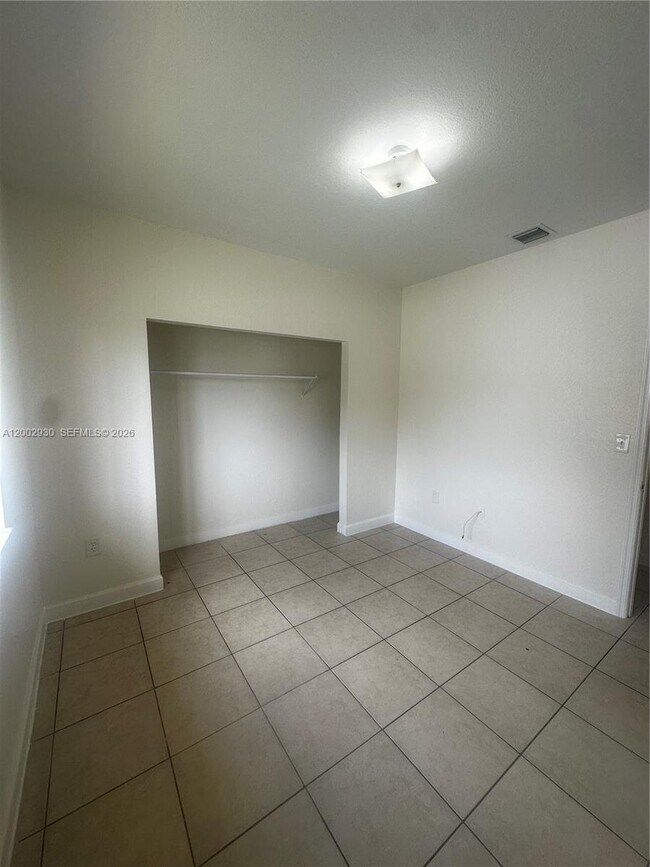 Building Photo - 26524 SW 138th Ave