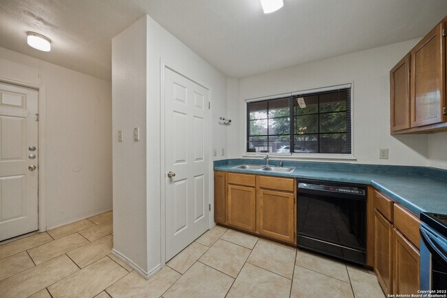 Building Photo - 6102 Prince Charles