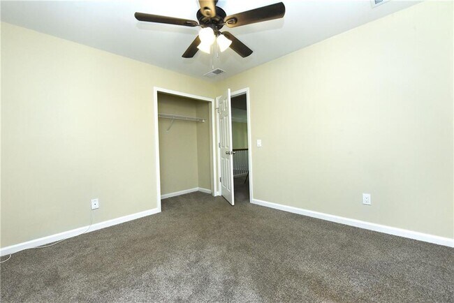 Building Photo - 2130 Hickory Cove