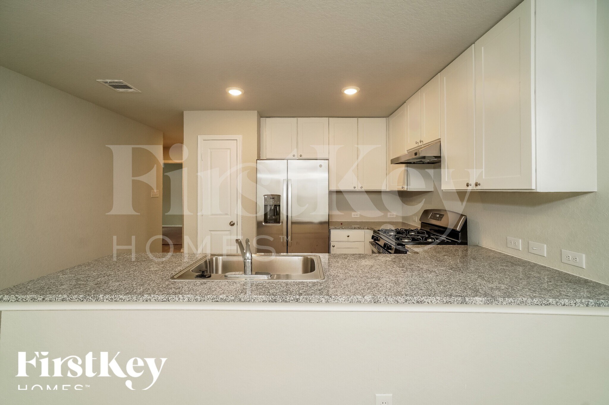 Building Photo - 10767 Prusiner Dr