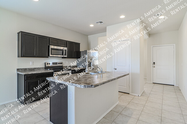 Building Photo - 11323 E Verbina Ln