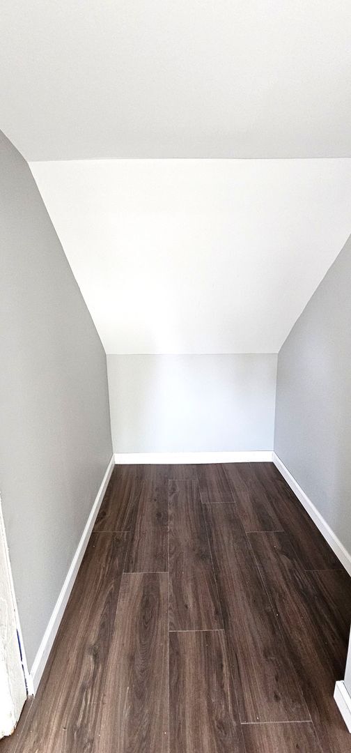 Building Photo - 79 Chase St