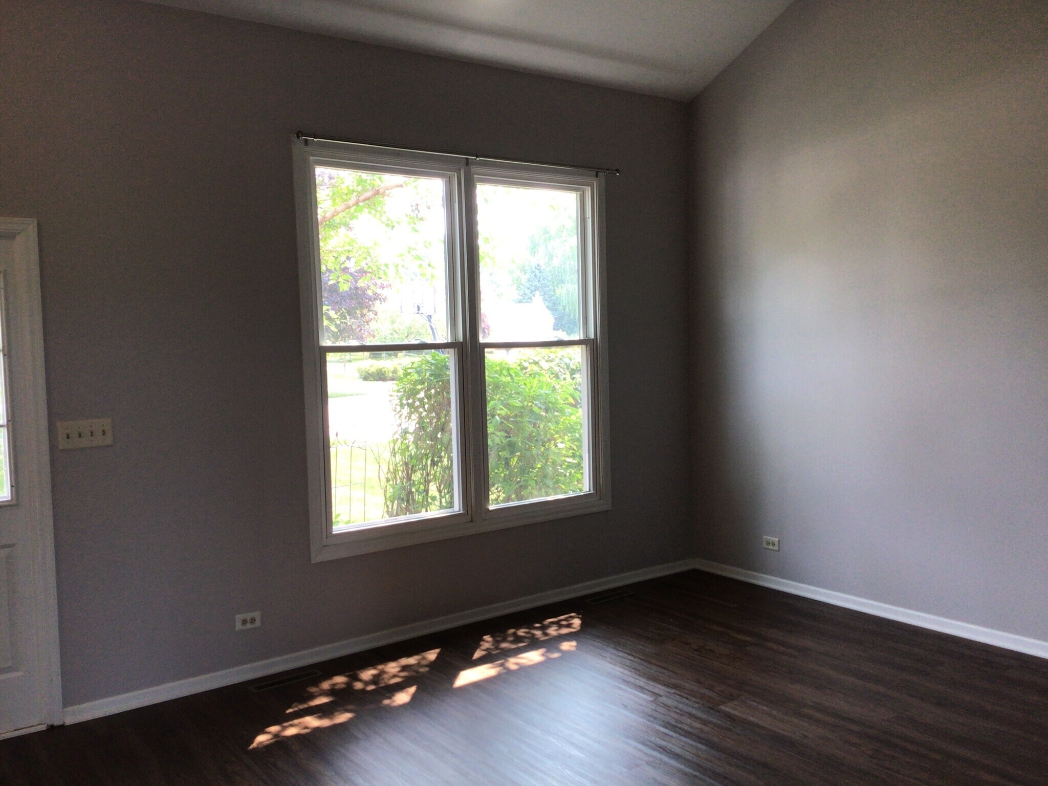Building Photo - 1749 Quail Ct
