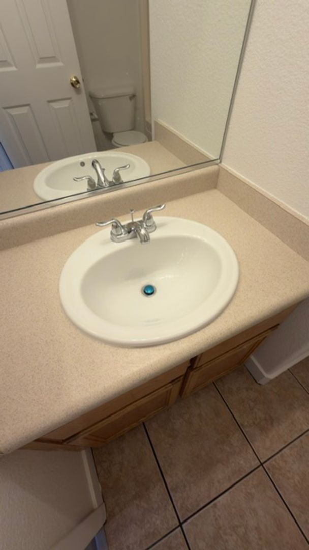 Building Photo - 1286 Capital Gains Dr