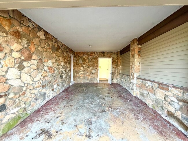 Building Photo - 887 Elwood Dr