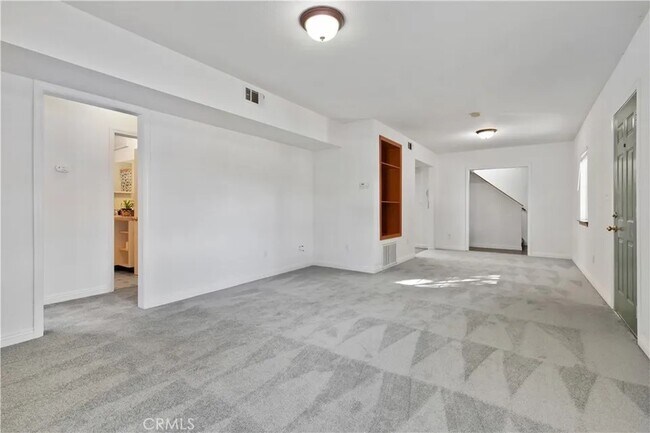 Building Photo - 107 Capitol Hill Dr