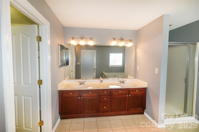 Building Photo - 15120 Callow Forest Dr