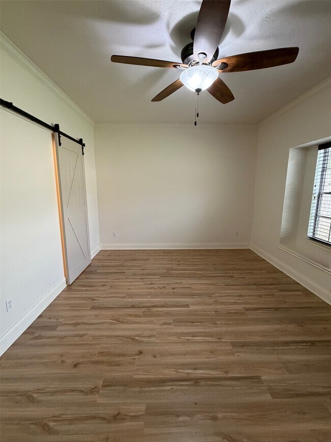 Building Photo - 1811 Emerald Lake Ct