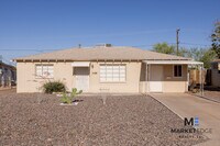 Building Photo - 2Bed/1Bath Home at Peoria/111th Ave! JOIN ...