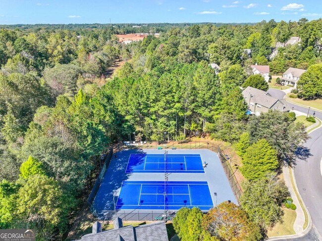 Building Photo - 2675 Huddlestone Way