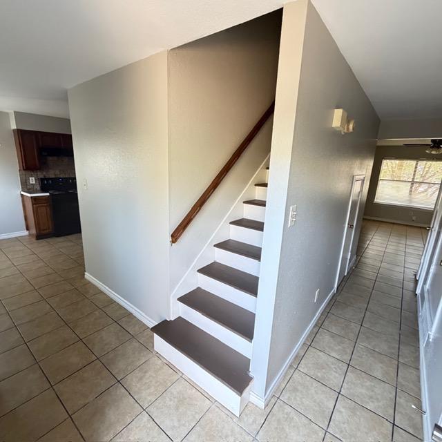Building Photo - 708 Champion Ct