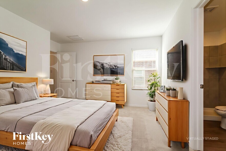 Building Photo - 1935 Wolford Wy