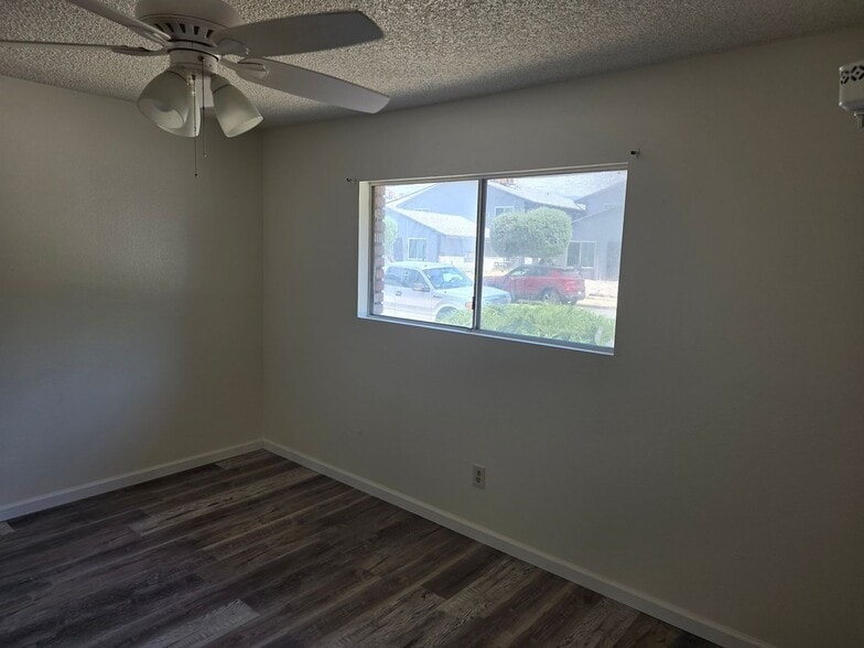 Building Photo - 17049 Ivy Ave