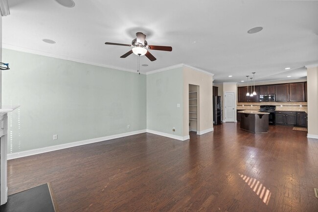 Building Photo - ***Beautiful Knightdale 4/2.5 W/ Private Pool***