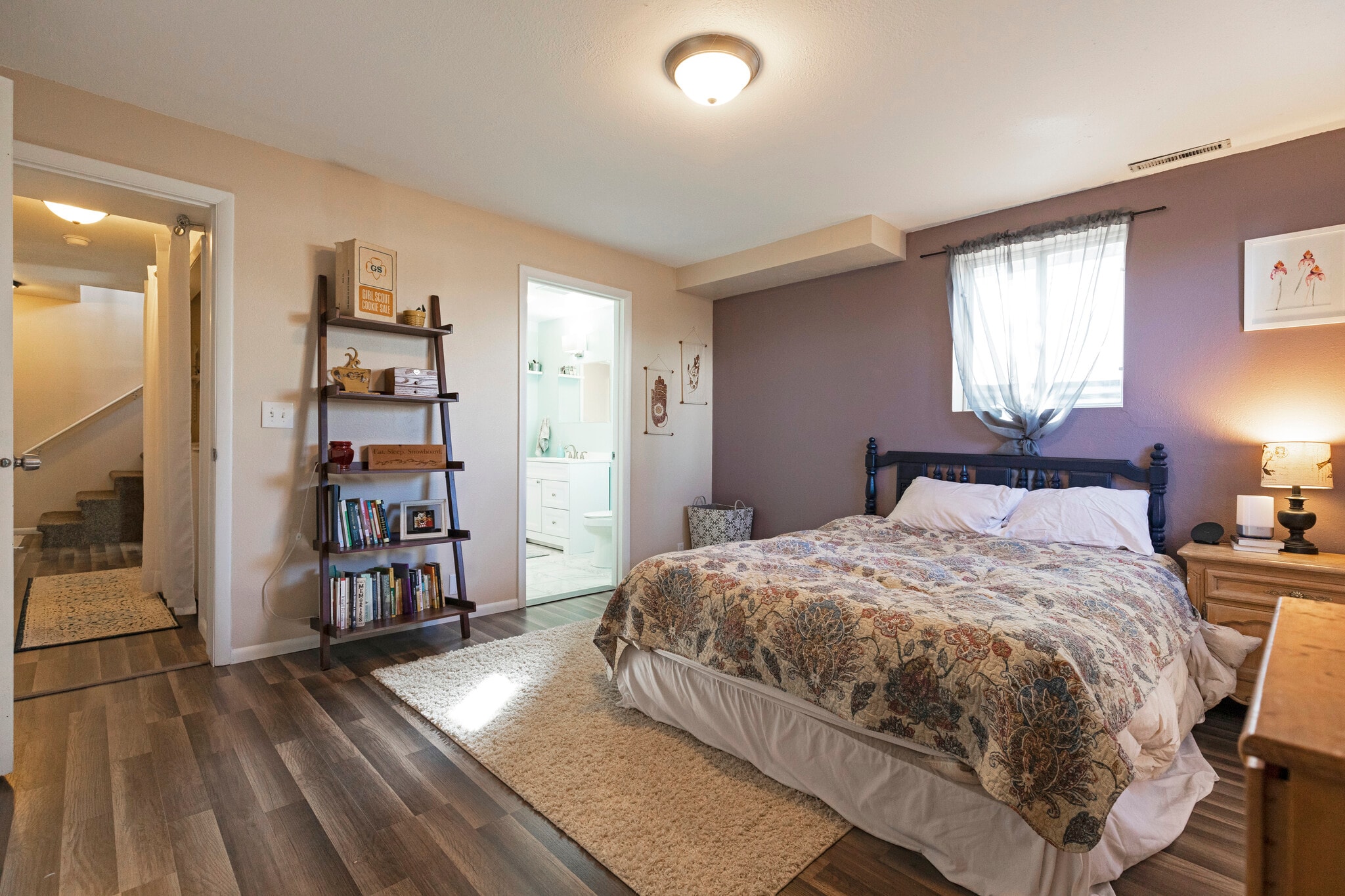 Building Photo - 1847 W Sussex Ave