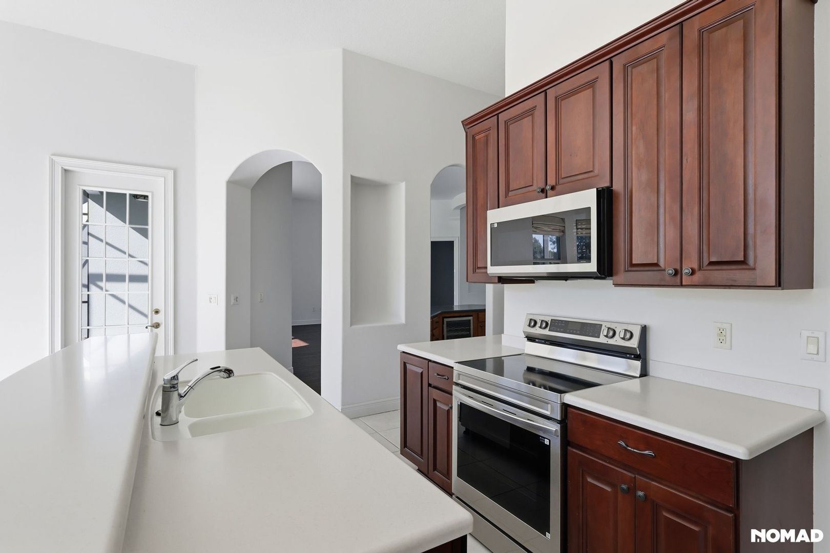 Building Photo - 6109 Spinnaker Loop