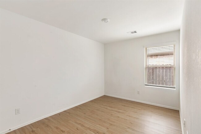 Building Photo - 4343 Palmetto Grv Ln