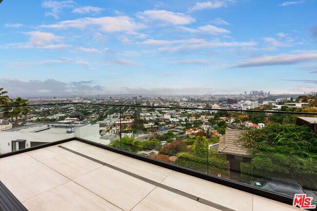 Building Photo - 1545 Marlay Dr