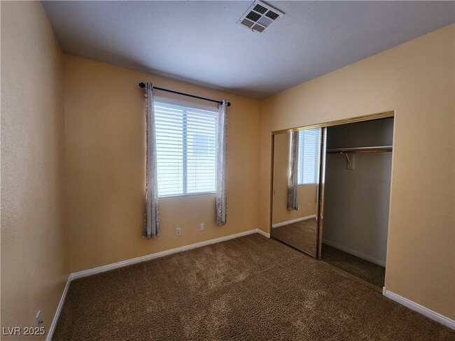 Building Photo - 1805 Grand Rodeo St