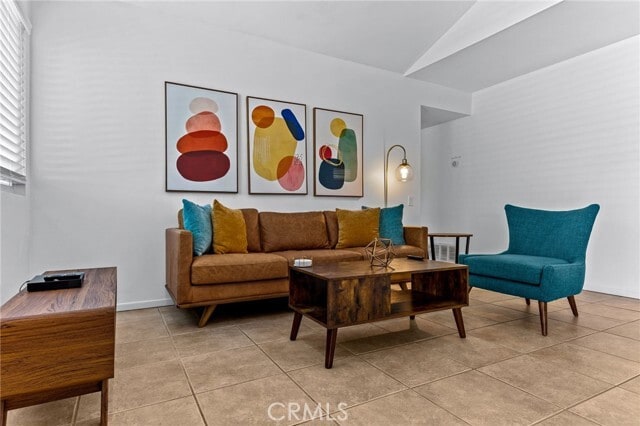 Building Photo - 2564 N Aurora Dr