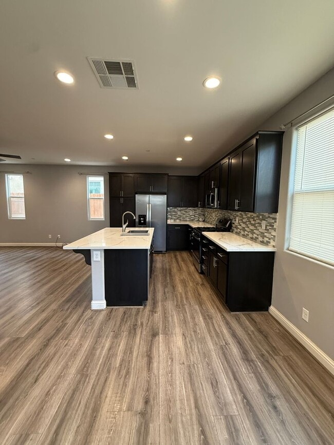 Building Photo - Beautiful Newer Two Story Home in The Gated Community of HG Gardens