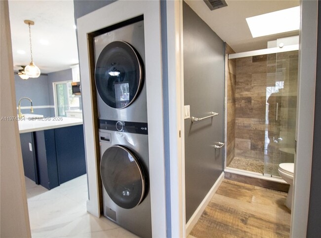 Building Photo - 6802 NW 78th St