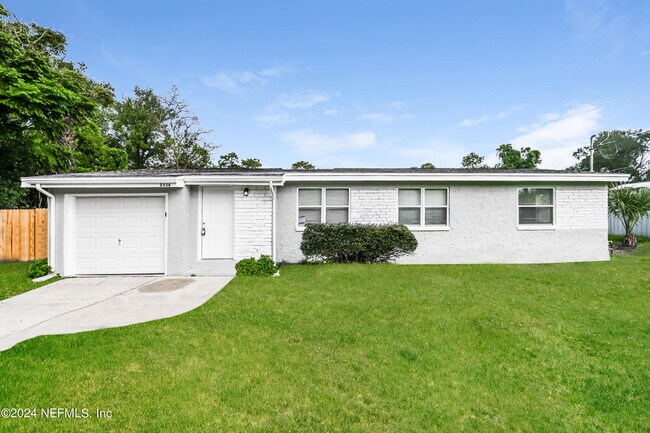 Primary Photo - 2536 Emily Ln