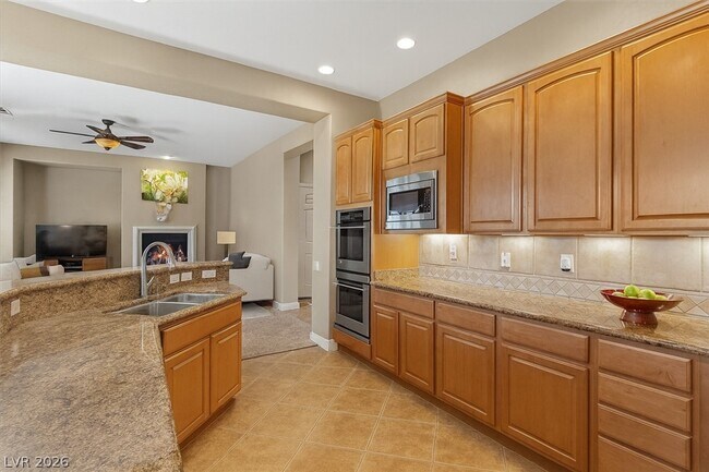 Building Photo - 7418 Bugler Swan Way