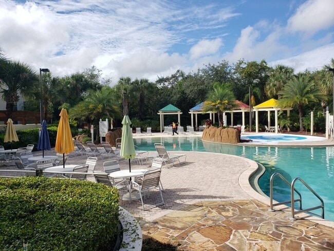 Building Photo - Great 2 Bed 1 Bath Ground floor condo in Legacy Dunes Kissimmee, FL $1599