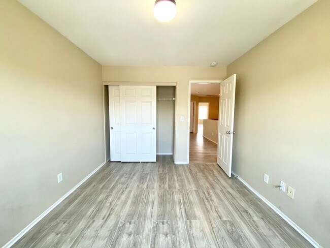 Building Photo - 6486 W Eldorado Ln