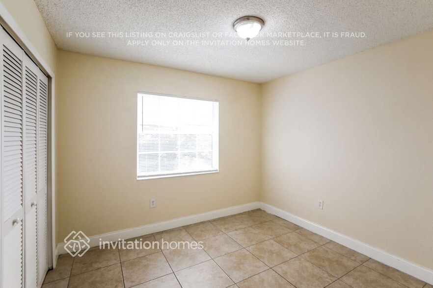 Building Photo - 13950 SW 160th Terrace