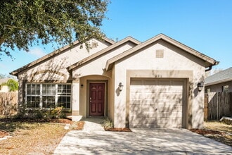 Building Photo - 416 Summer Sails Dr