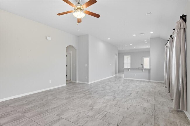Building Photo - 5925 Malta Cir