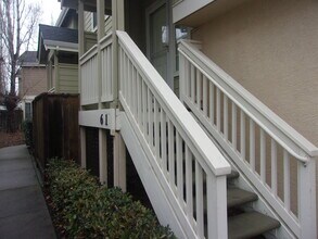 Building Photo - Cambridge Estates