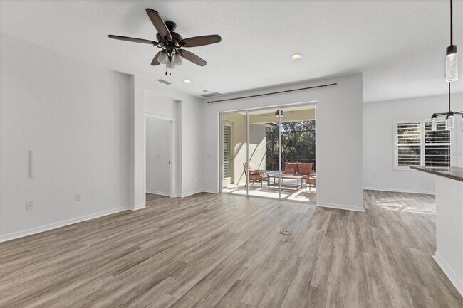 Building Photo - 4806 Lake Breeze Terrace