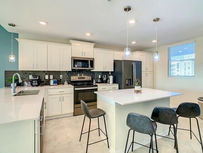 Building Photo - 3131 Paradox Cir